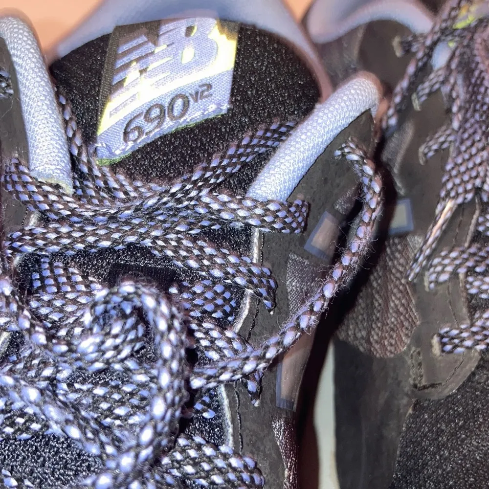 New Balance Womens 690v2 Speed Ride Trail Running Shoes Black WT690LB2 - Image 6