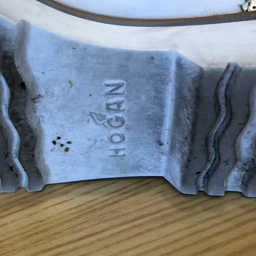 Hogan women’s white/silver wingtip slip on shoes Size 6 - Image 6