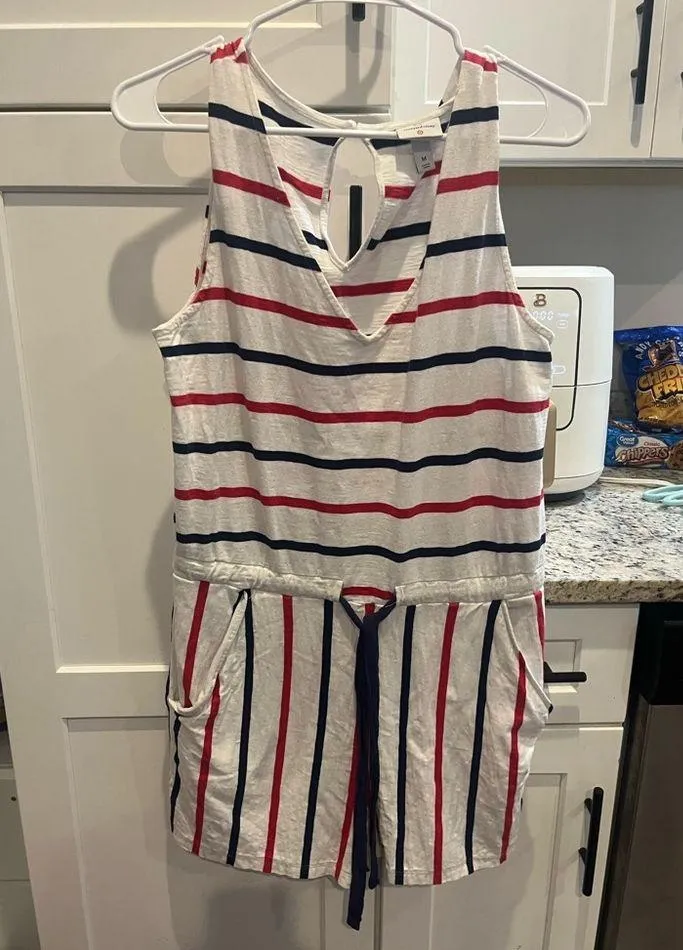 Vineyard Vines  for Target Romper Size Medium - Image 6