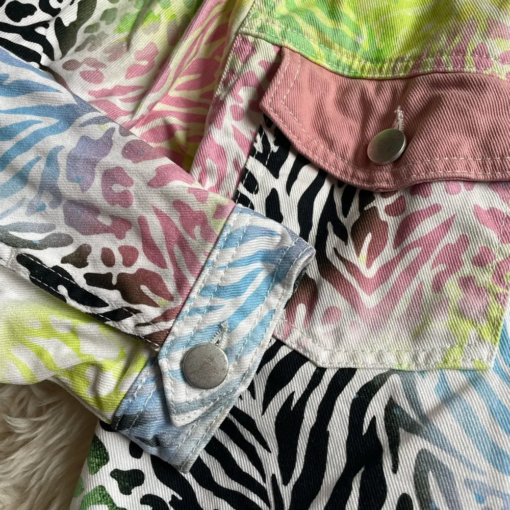 DISNEY The Lion King X Asos design cropped denim jacket coord Simba Embroidered - Image 5