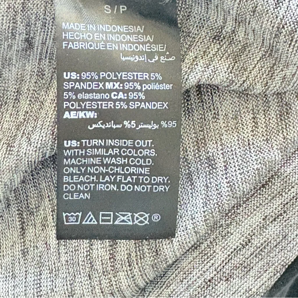 WHBM Silver V-Neck Women's Top Small - Image 8