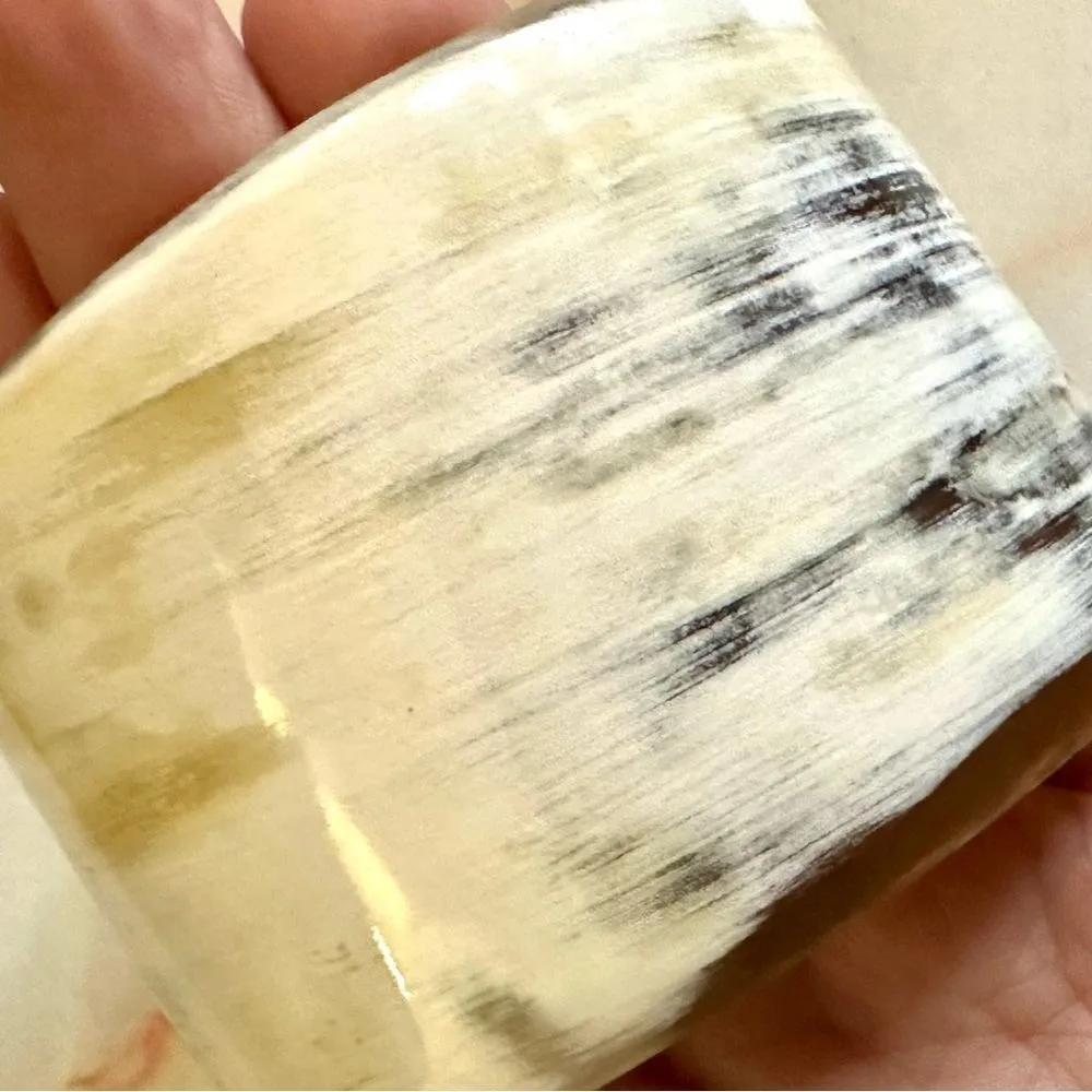 Horn enamel cuff bracelet - Image 6