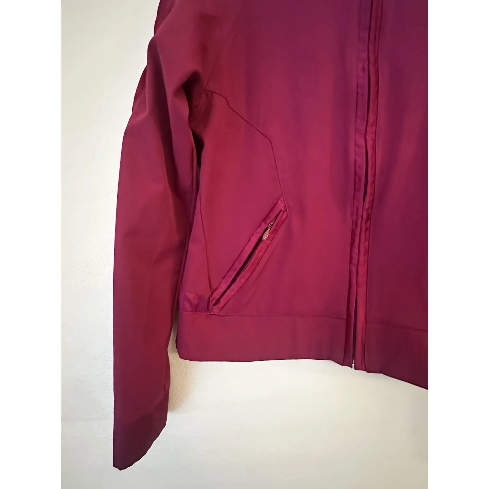 Nike Women's Running‎ Jacket Dri Fit Small Rose Pink - Image 3