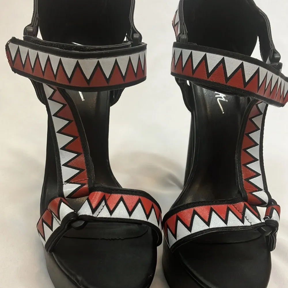 Nasty Gal black, red, and white leather 6” heels - Image 4