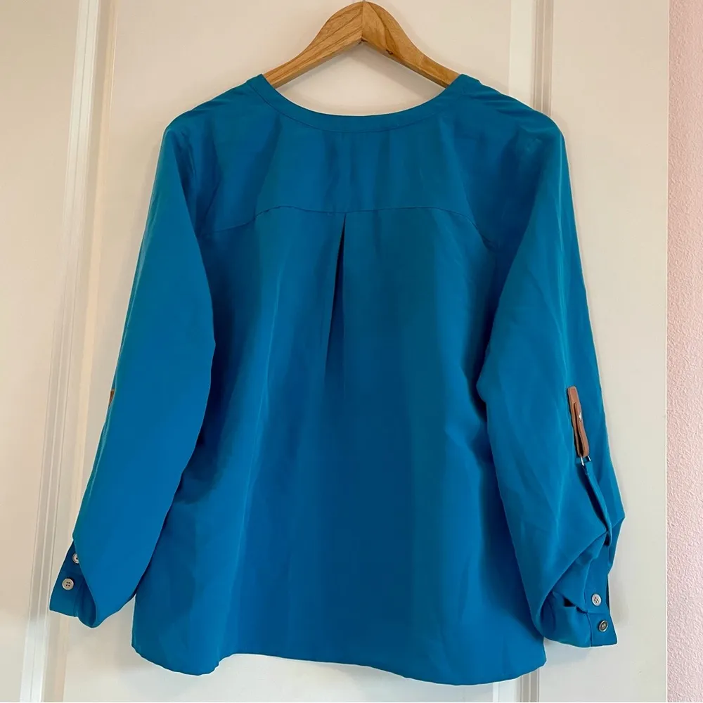 Notations Button Down Blue Top With Leather Sleeve Accents Clips Size PXL - Image 12