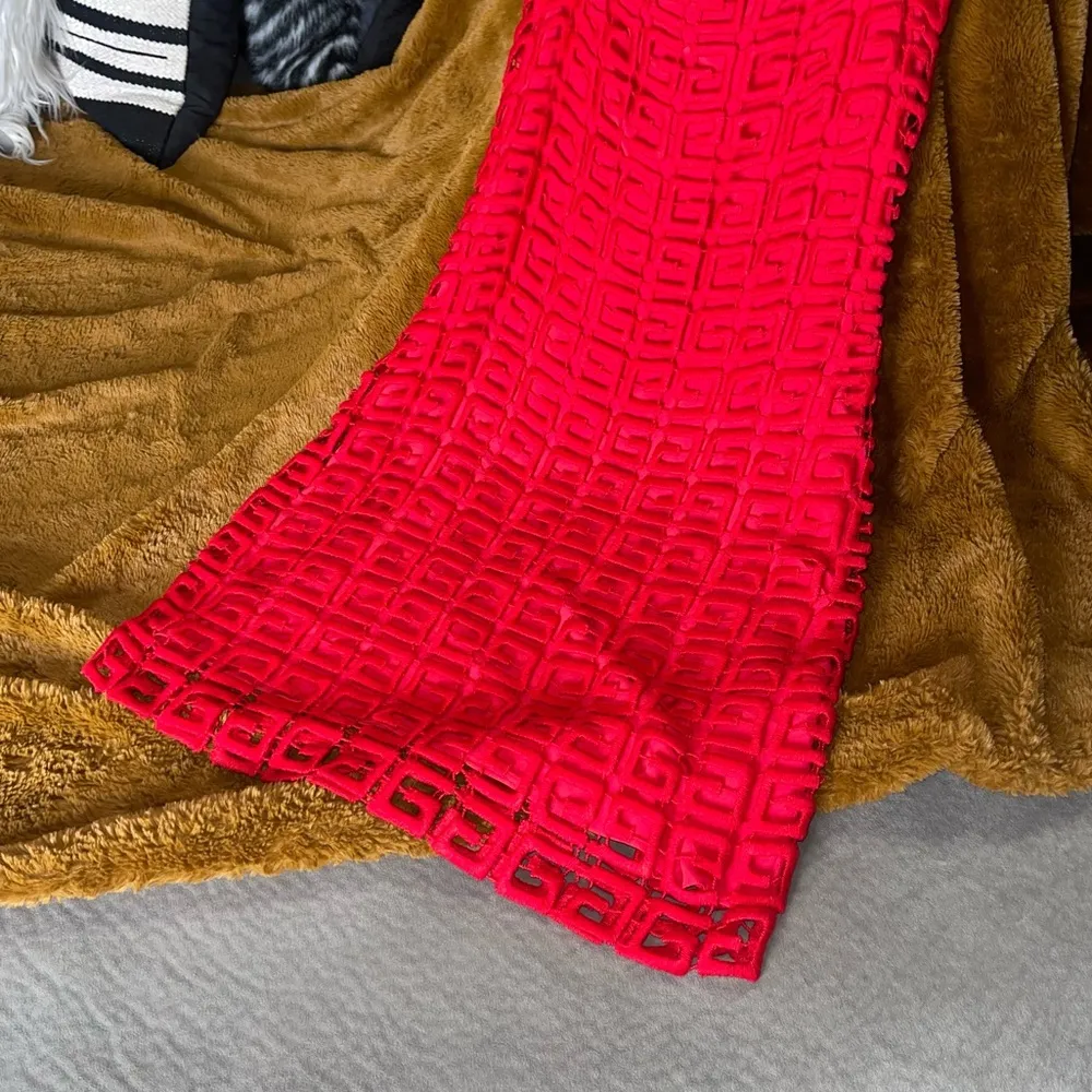 New Givenchy 4G Guipure Dress in Red - Image 5