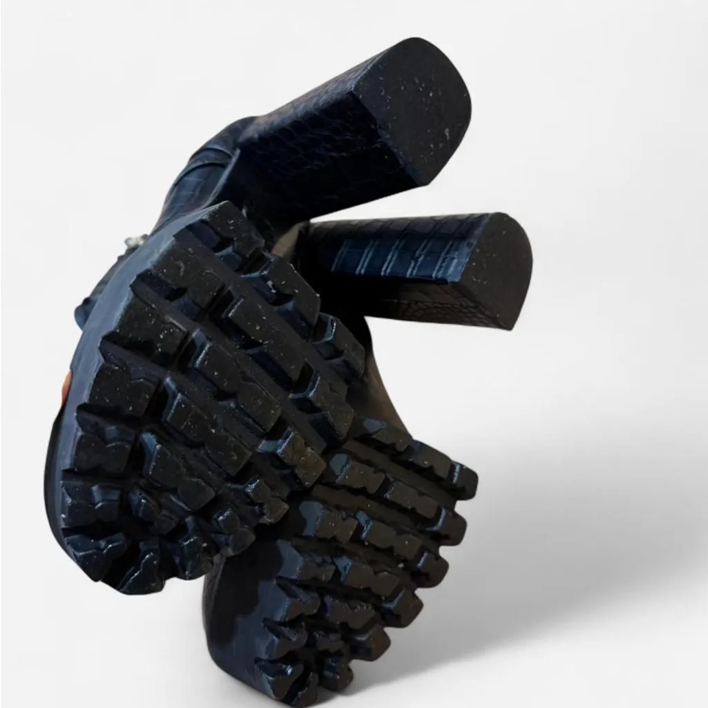 Simmi London croc platform boots - Image 6