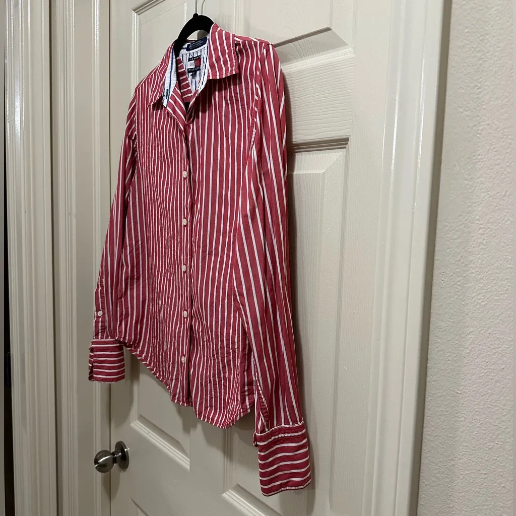 Tommy Hilfiger  button down shirt red and white stripe size 6 - Image 3
