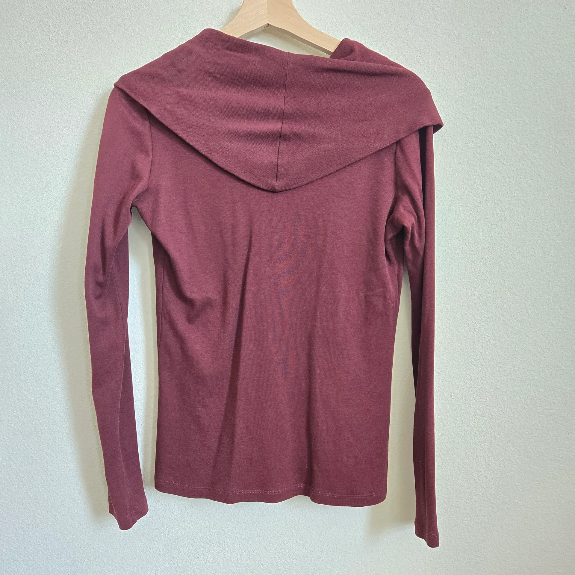 Peruvian Connection Burgundy Waffle Cowl Neck Top size small - Image 6