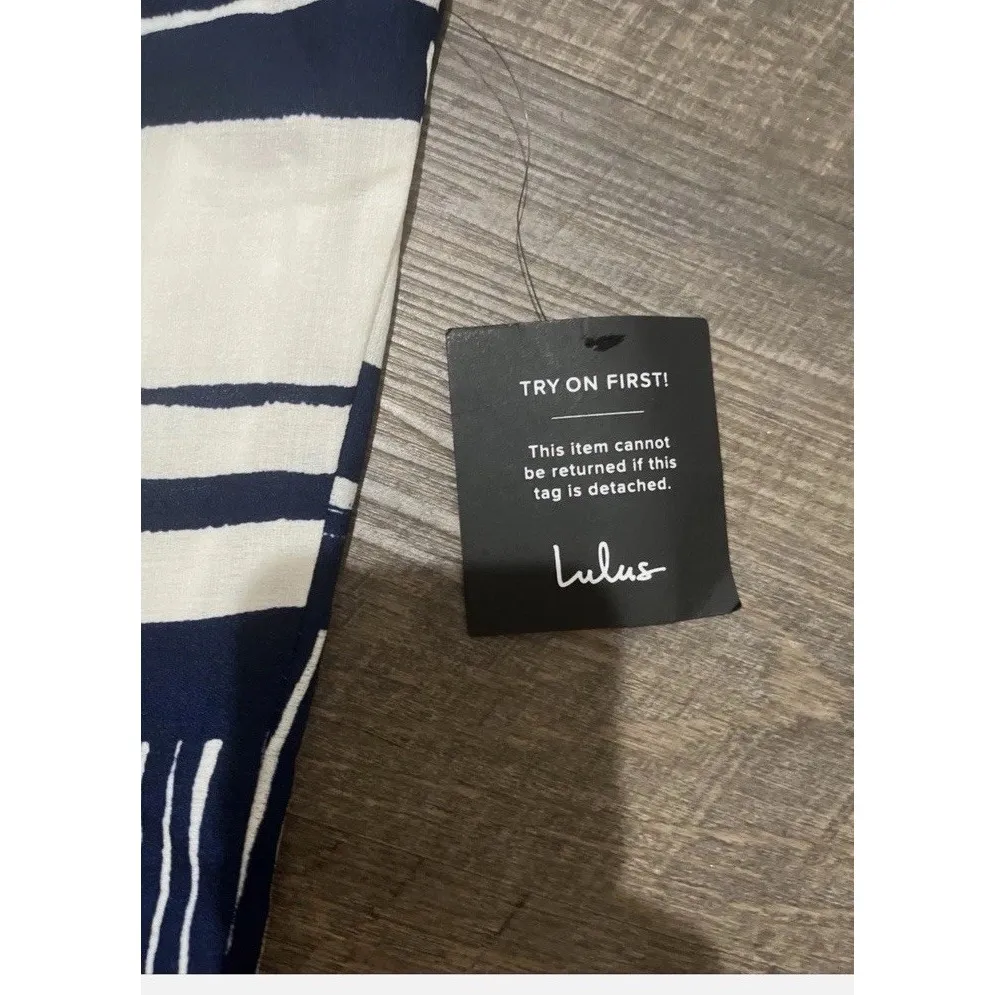 NWT Lulu's Delphi Blue and White Striped Tie-Front Strapless Romper Size‎ Medium - Image 8