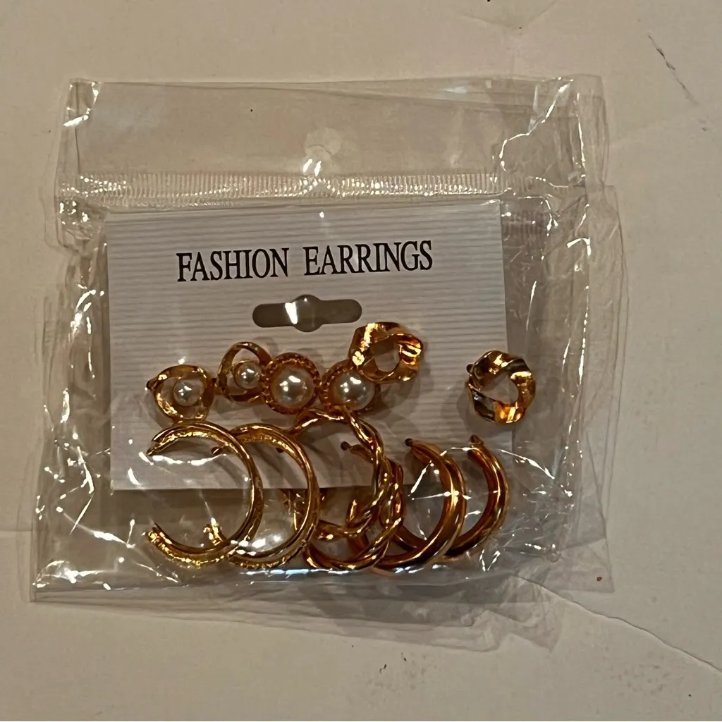 Women's Fashion Jewelry Gold Pearl Geometric Hoop Stud Earrings Set NEW - Image 2