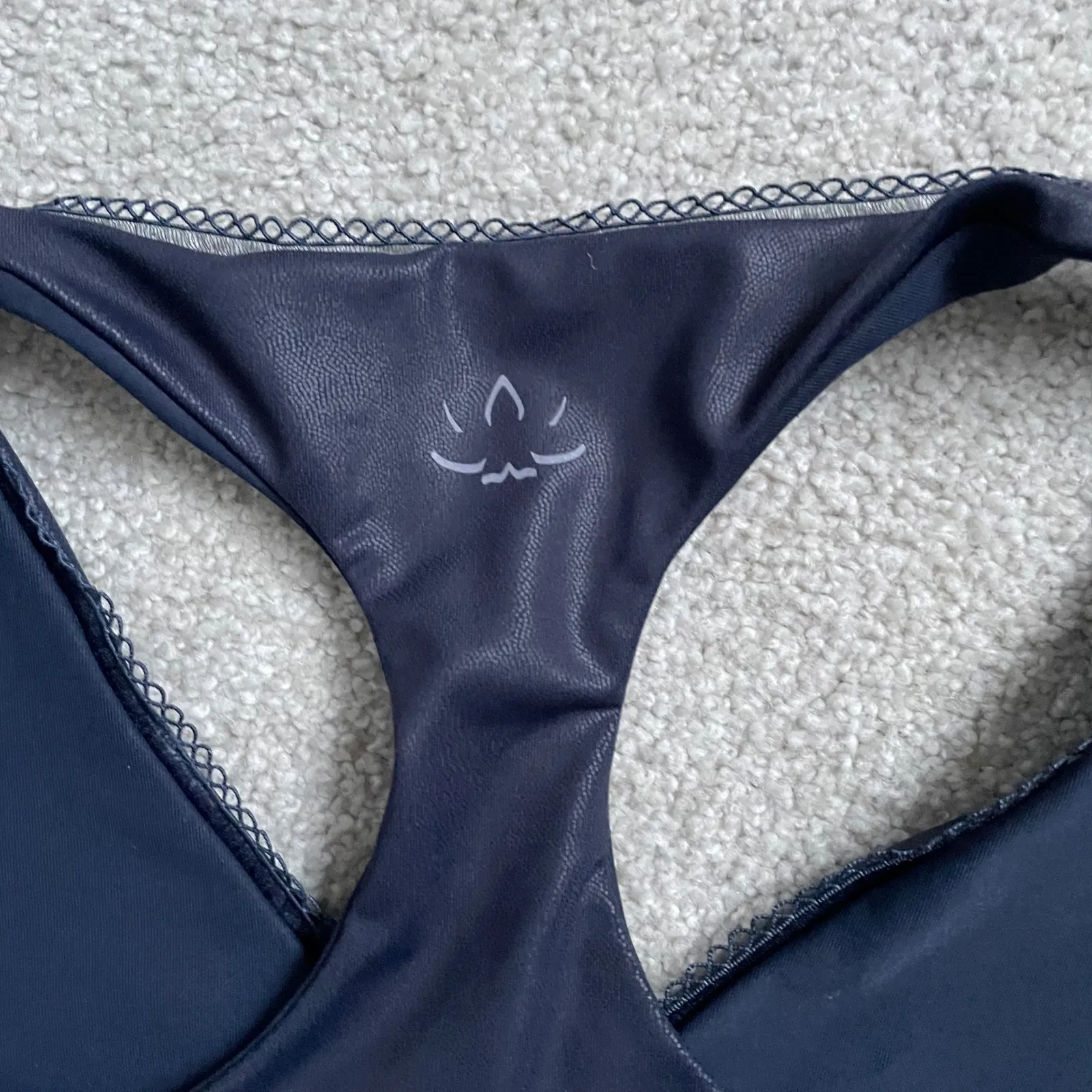 Beyond Yoga Racerback Sports Bra Metallic Navy Blue Activewear Size Womens Small - Image 5