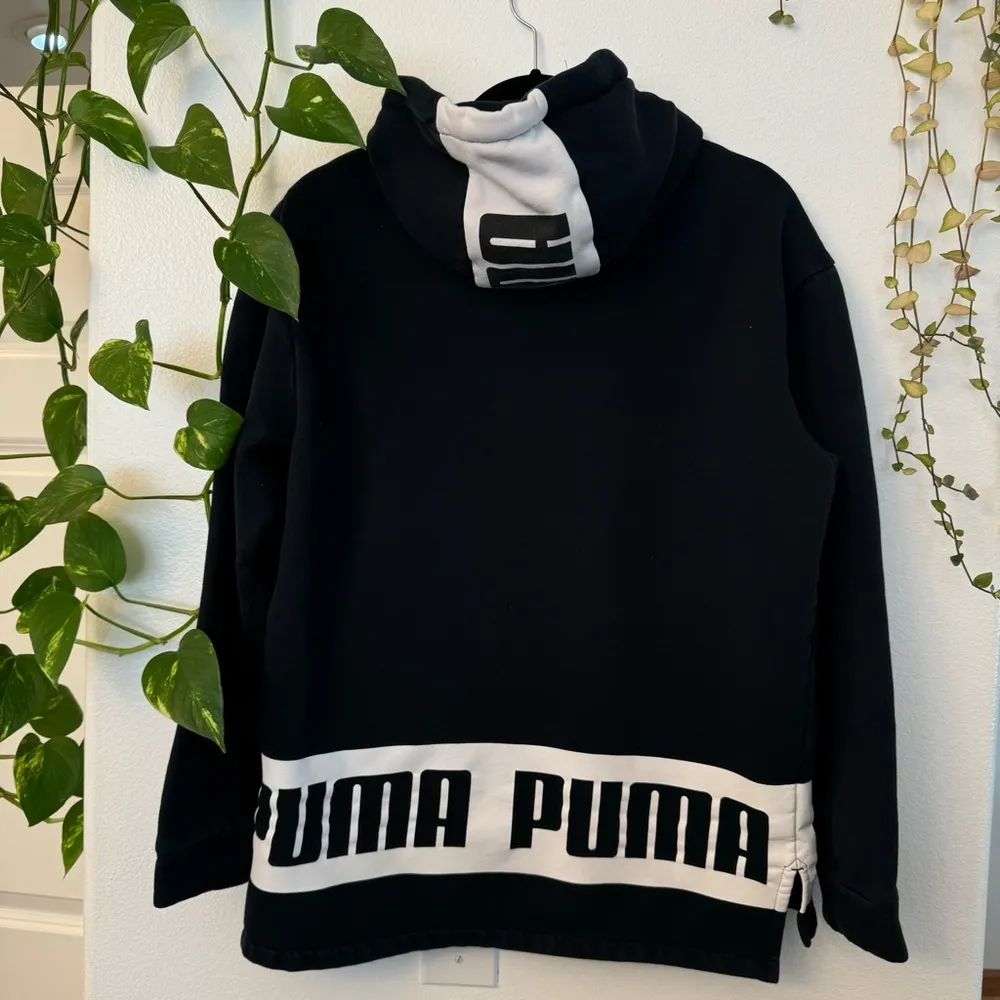 Puma Black Hoodie with Logo unisex - Image 3