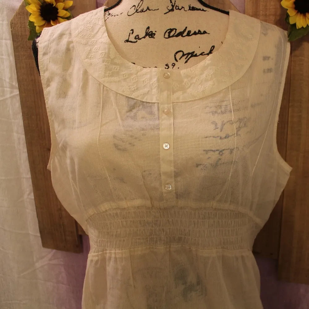 🔥REDUCED🔥Bit & Bridal Dainty Sheer Cover UP Over Top Sz Lg - Image 3