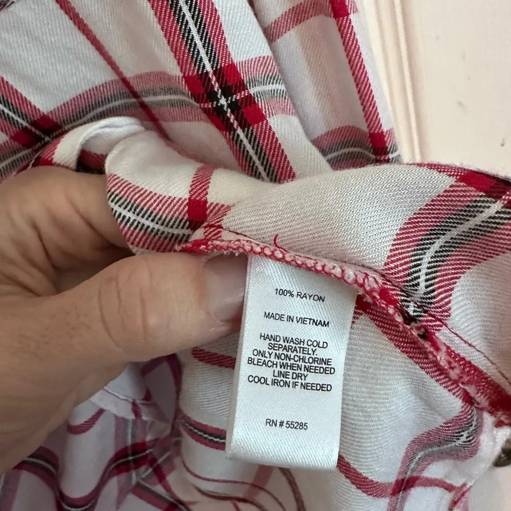 Express Red and White Button Down Shirt Notched Collar Relaxed Fit - Image 3