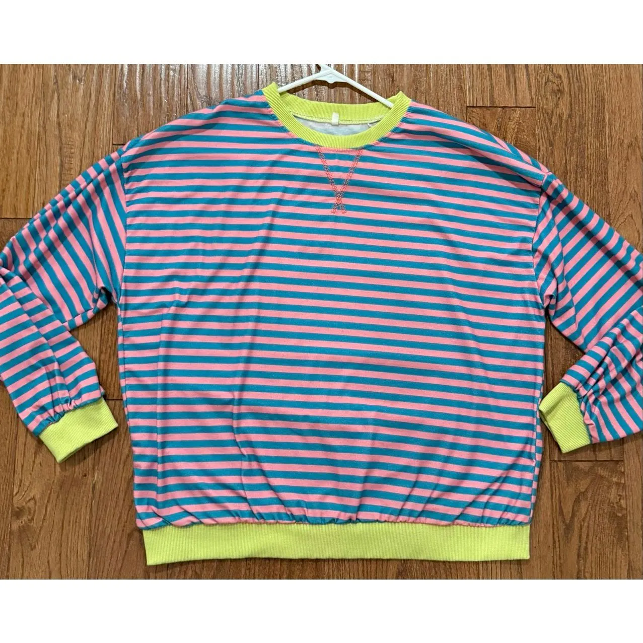 Amazon striped oversized crewneck sweater size M - Image 5