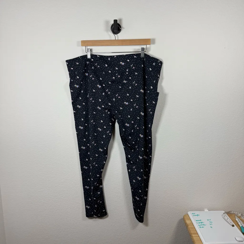 NWOT Vera Bradley Garden Ditsy Floral Polka Dot High Rise Leggings Navy Multi 3X - Image 7