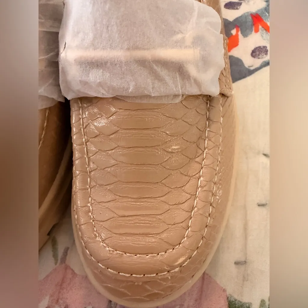 SHUSHOP 7.5 Audra Loafer Mules Slides Clogs NIB Taupe Snake Tan - Image 7