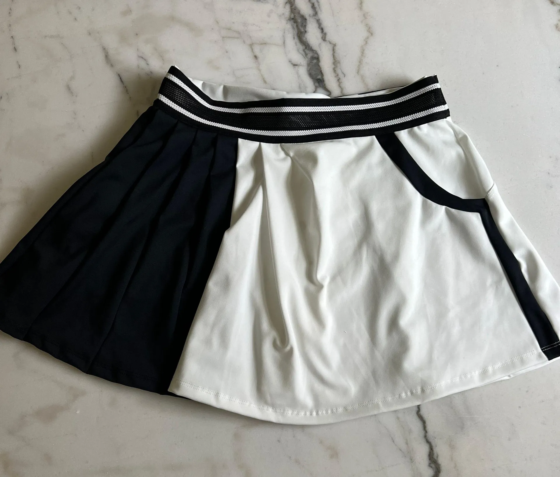 Round Robin Black White Colorblock Skort - Image 5