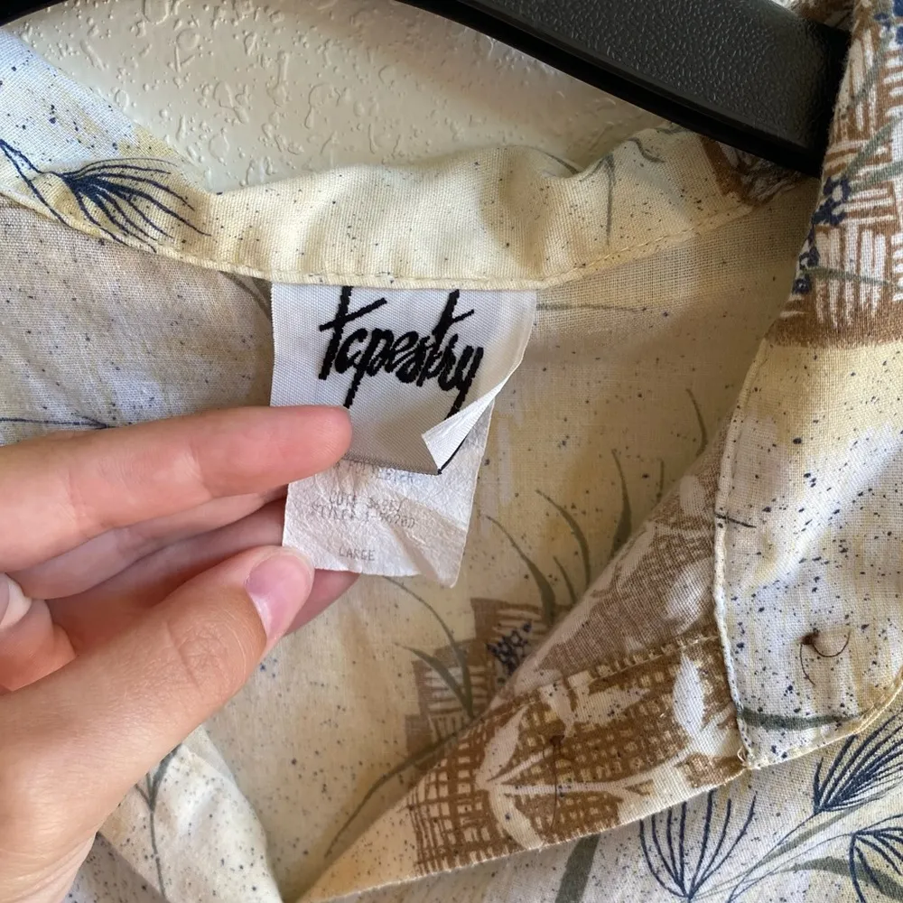 Vintage Button Up Hawaiian Shirt Size L - Image 9