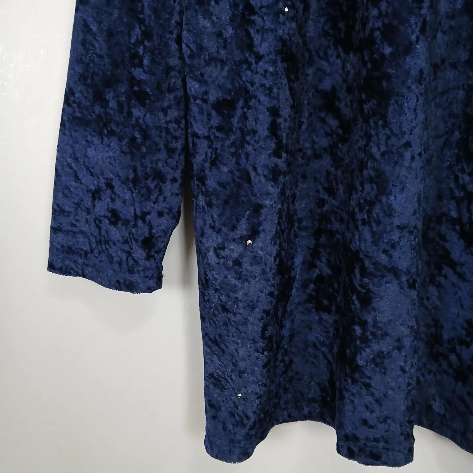 Bentley Embellished Velvet Long Sleeve Top Women's Medium Navy Blue Sparkle Size undefined - Image 3