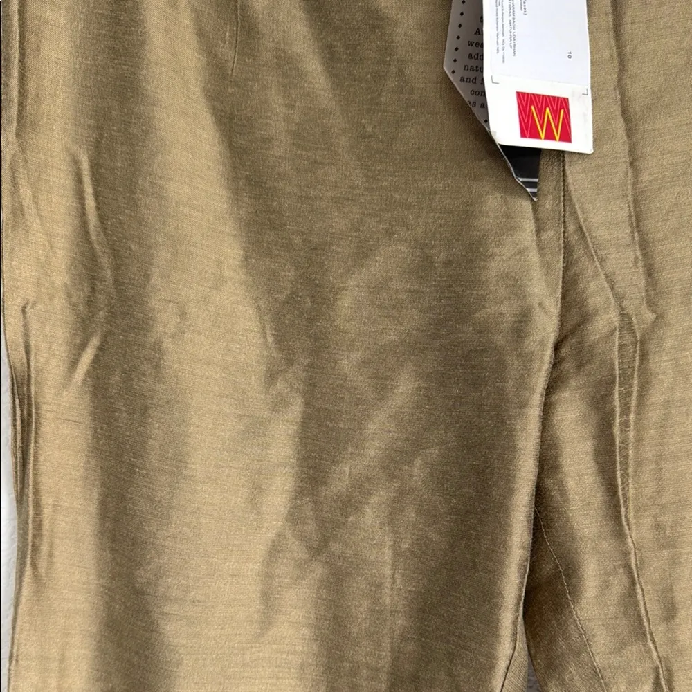 Tan Pantsuit with Classic Design and Versatile Style Size 10 - Image 7