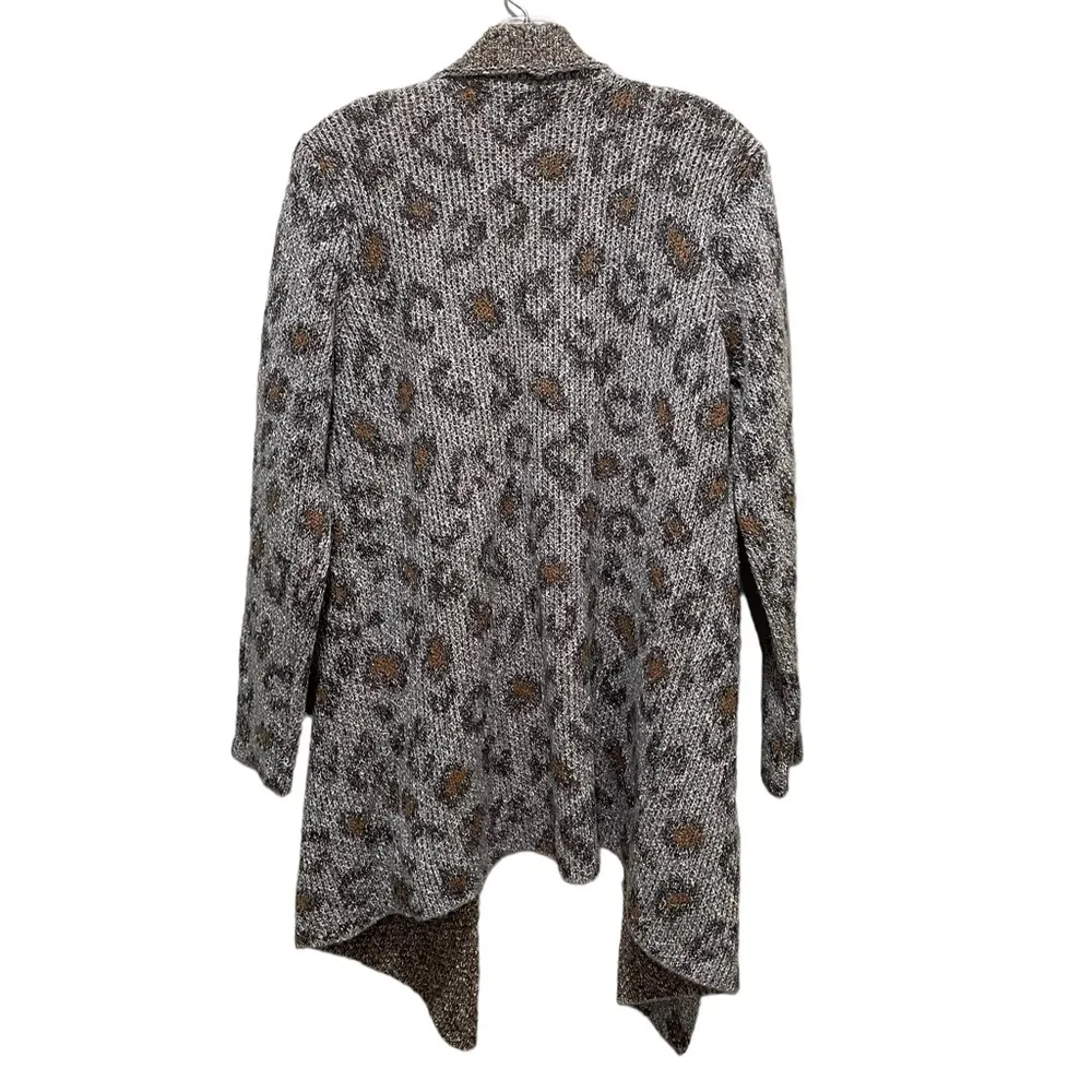 Lulu’s Cupcakes and Cashmere Mel Leopard Print Cardigan Sweater Size Medium - Image 11
