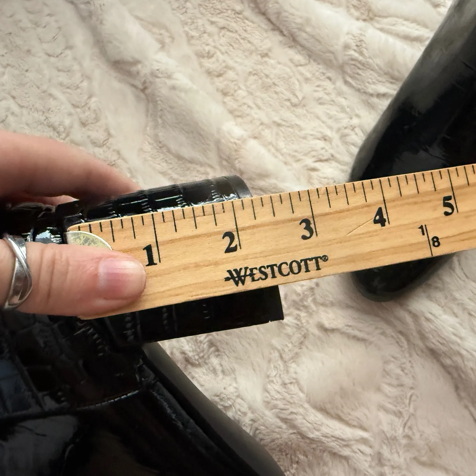 Marc Fisher LTD 8.5 Ankle Boots Block‎ Heel Black Croc Embossed Pointed Toe Size 7.5 - Image 4