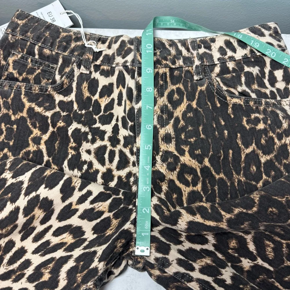 NWT Women's NA-KD Leopard Print Wide Leg Jeans Size 8 Medium - Image 9