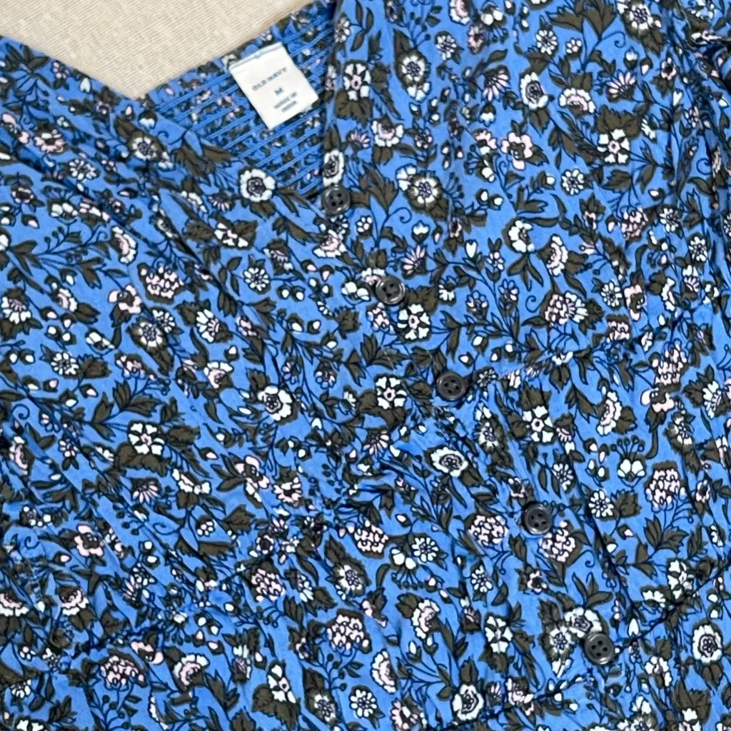 Old Navy | Blue Floral Waist-Defined V-Neck Button Front Blouse | Medium - Image 4