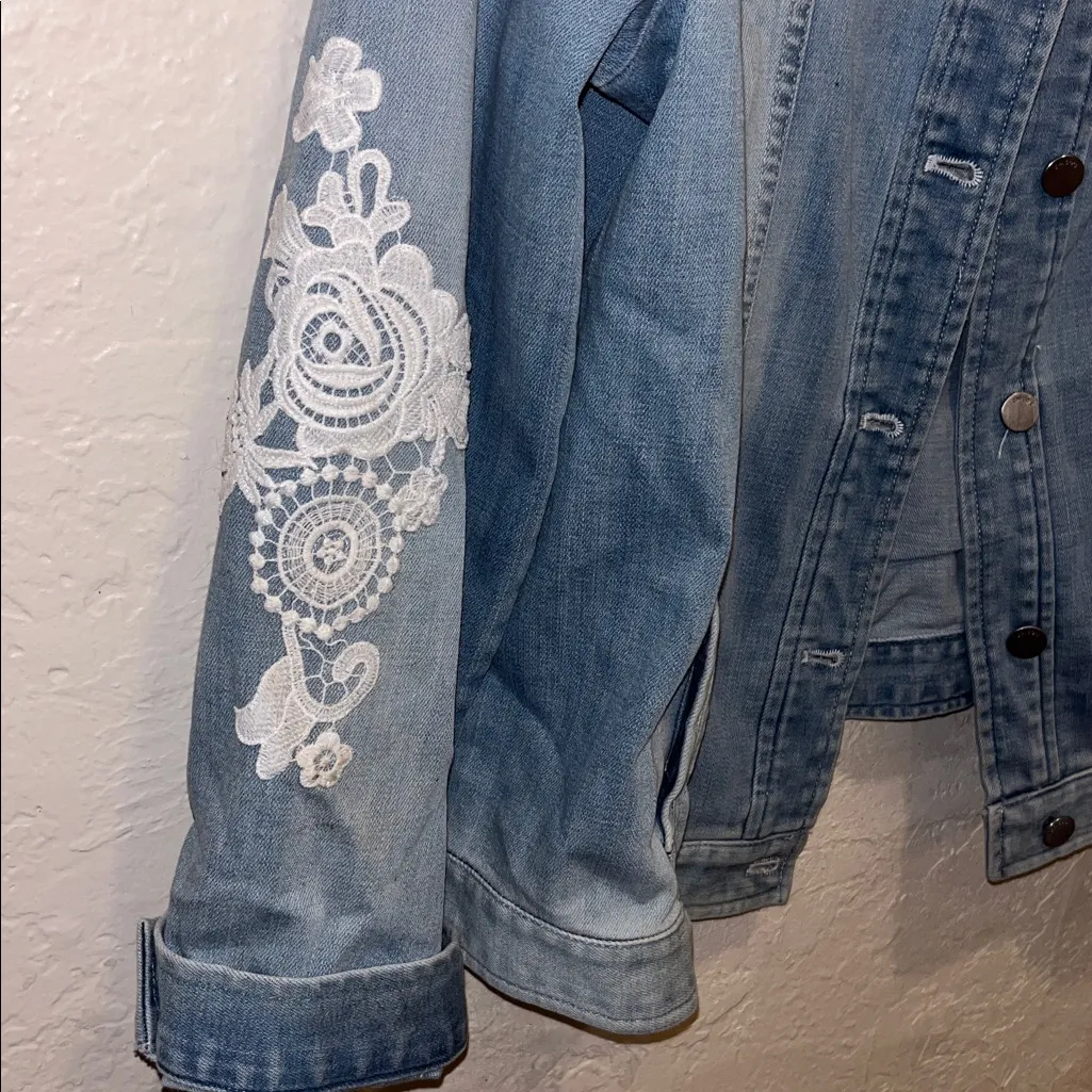 Lace floral Jean Jacket Embellished Denim Jacket • Jean Jacket - Image 3