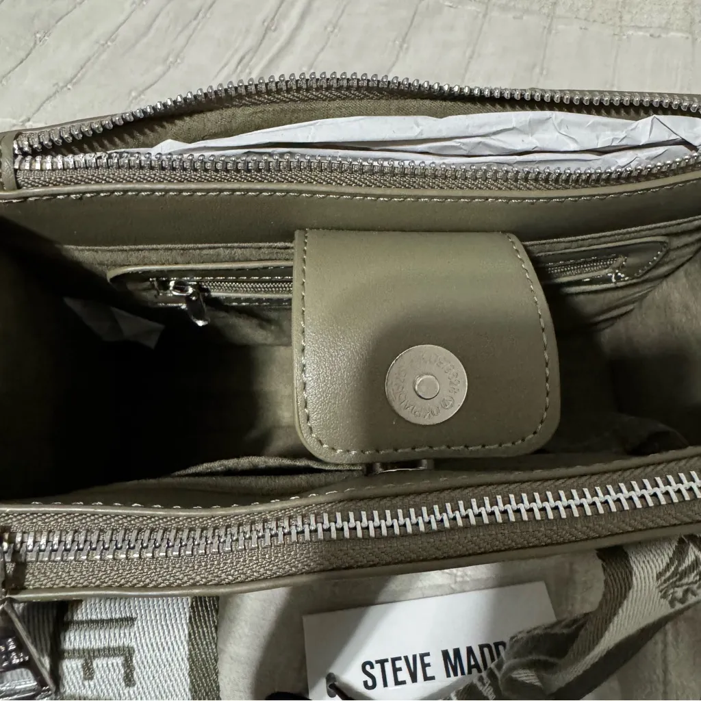 Steve Madden Bwebber Olive Green Crossbody‎ Tote Bag - Image 10