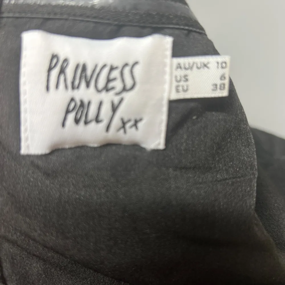 NAOMI CUT OUT MINI DRESS BLACK SZ 6 - Image 3