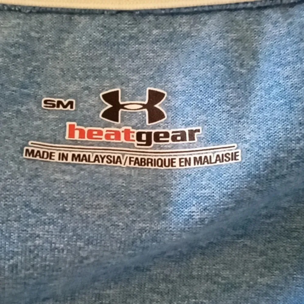 Under‎ Armour Heat gear women's shirt size small - Image 3