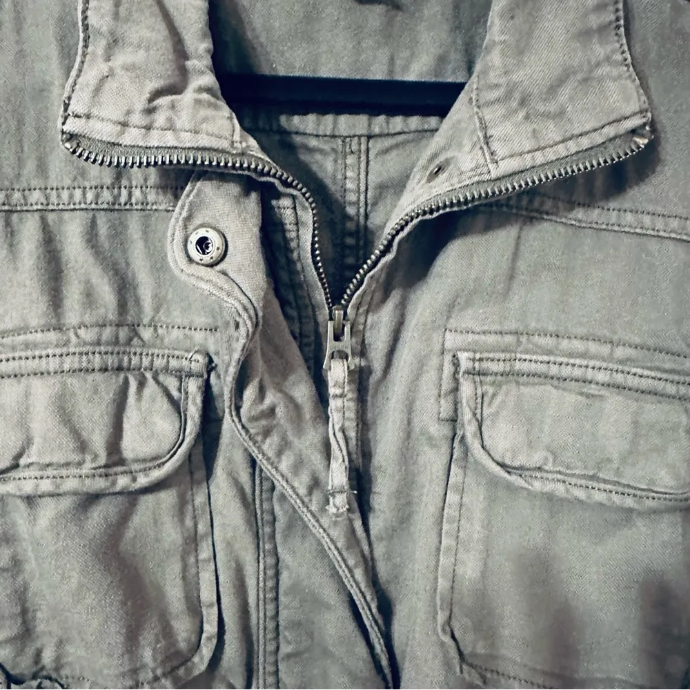 Green Utility Zipper Jacket Sz Small - Image 3