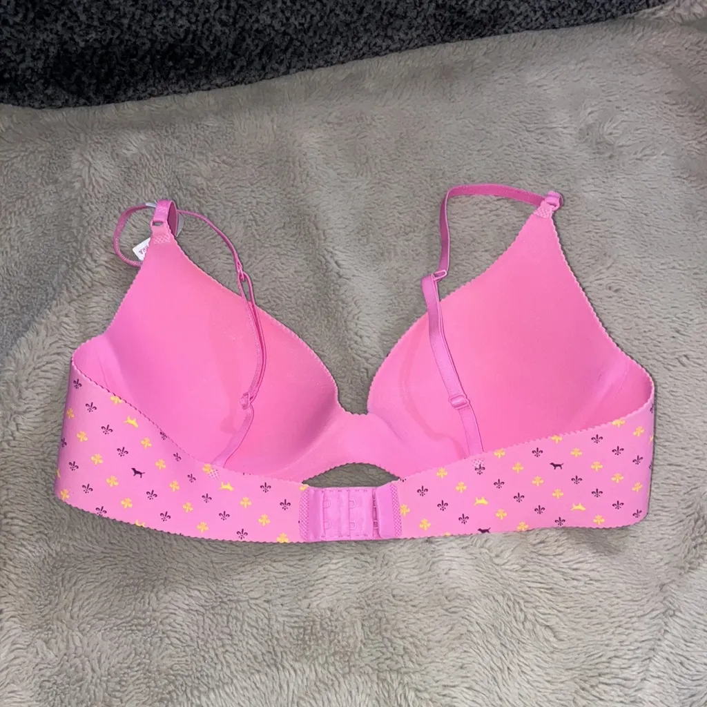 🎉4 for $20 VS Pink Perfect One T-shirt Bra, 36B - Image 2