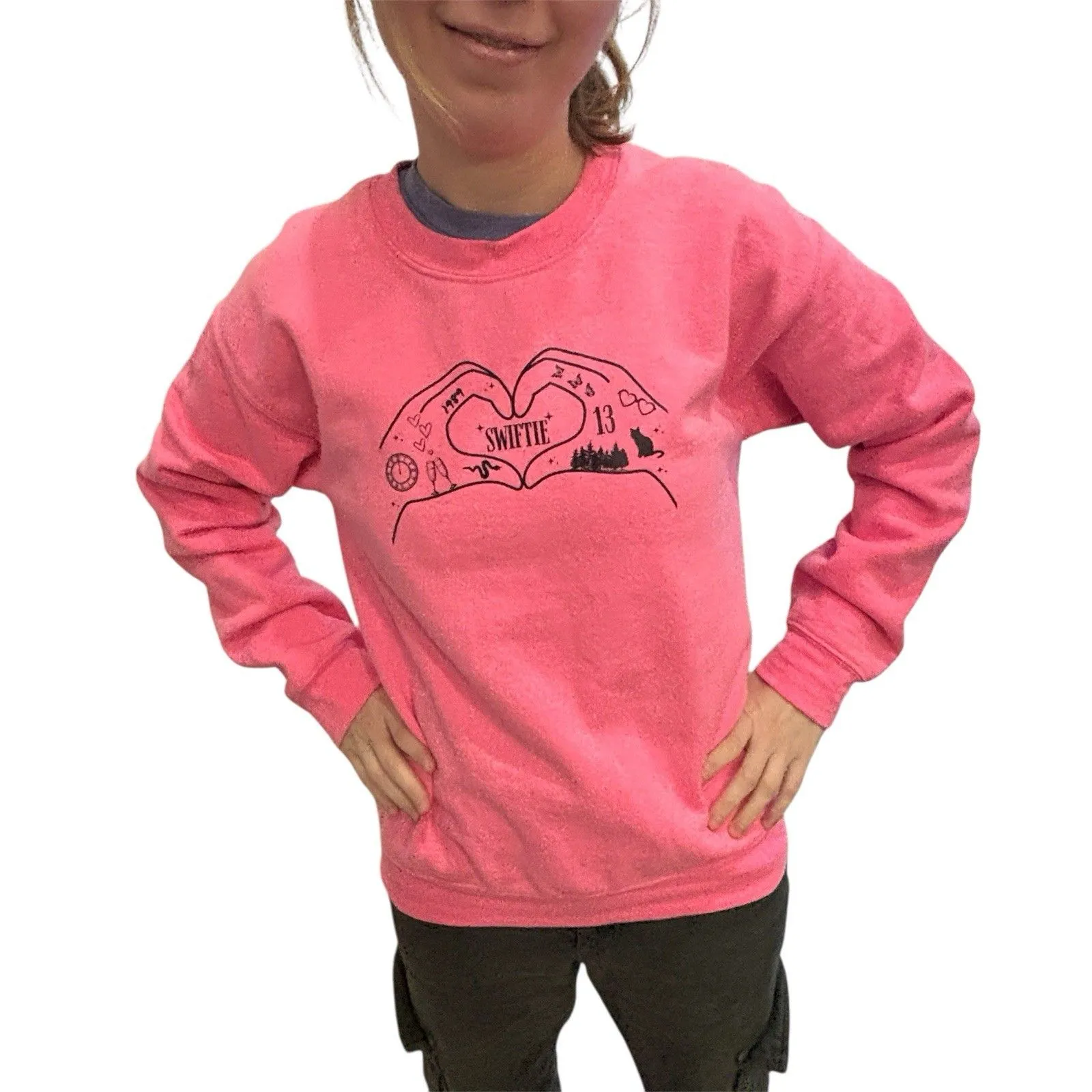 SWIFTIE PINK SWEATSHIRT SMALL Bridgette & Main Heart Hands Taylor Era Fan 89 - Image 2