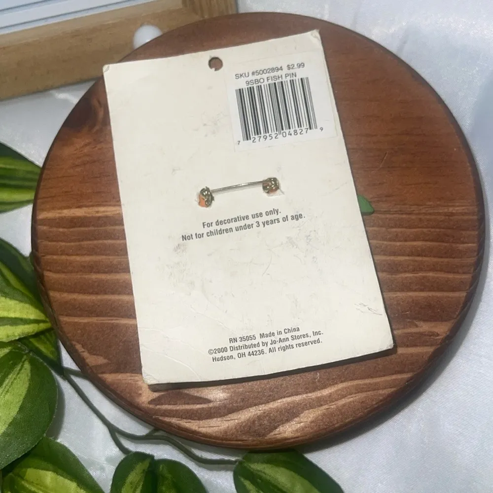 Crafty Productions Inc. Craft FISH Wood Trinket Pin Vintage NEW Beachy Starfish - Image 2