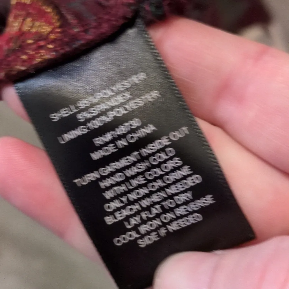 ECI New York Burgundy Floral Pencil Skirt Size 8 - Image 7