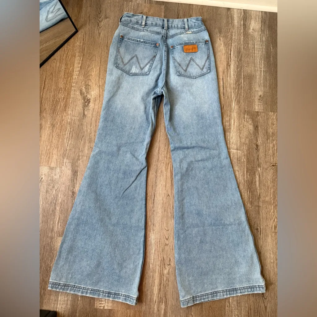 Wrangler X Billabong Light Wash True Bell Bottom Jeans Patchwork Hippie Boho 28 - Image 9