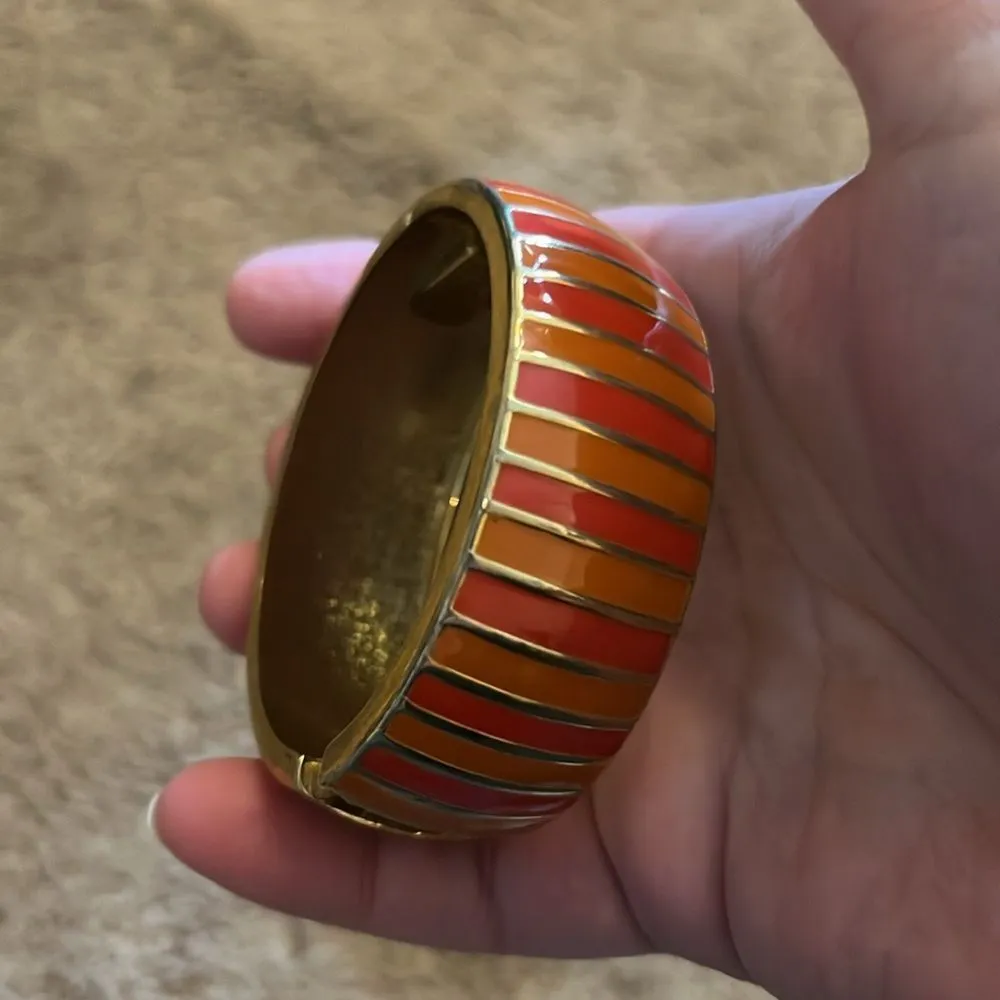 Two banana republic bracelets - Image 3