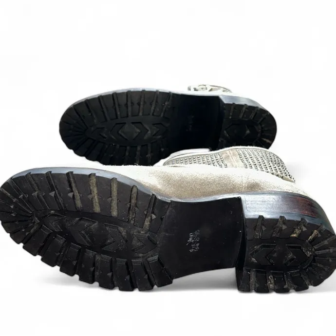 Coach Studded Buckle Combat Moto Boots Taupe Suede Size 7.5B - Image 9