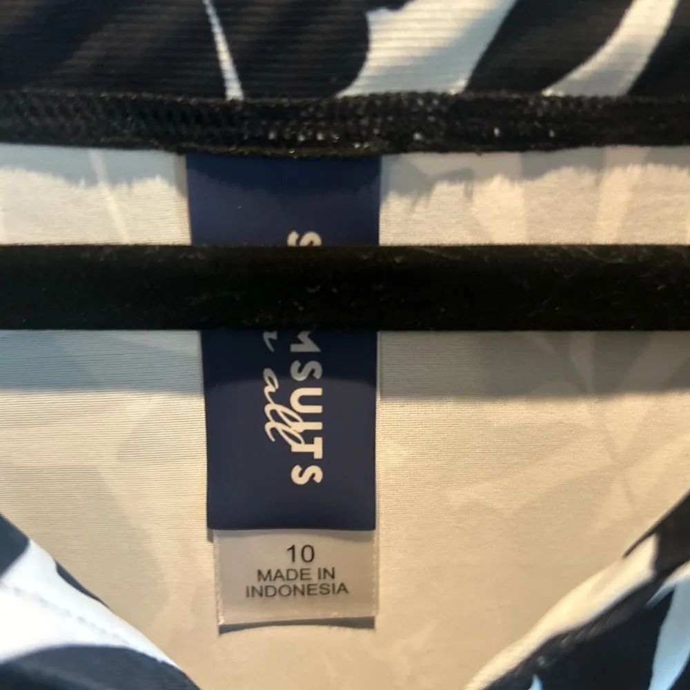 Swimsuits For All Black and White Floral Women's swim cover/dress sz 10 - Image 3