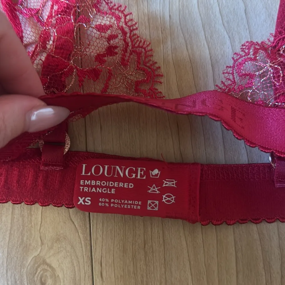 LOUNGR EMBROIDERED TRIANGLE BRALETTE - Image 2
