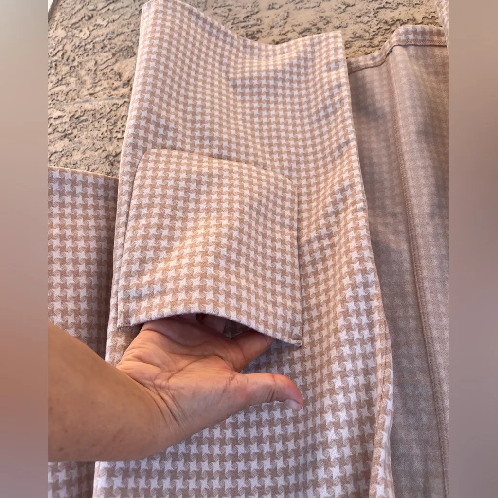 Shinestar Blazer in Cream‎ and Tan - Image 4