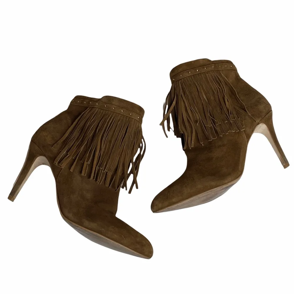 White House Black Market WHBM ᯾ Suede Fringed Heeled Ankle Boots ᯾ Cognac 9.5M - Image 15