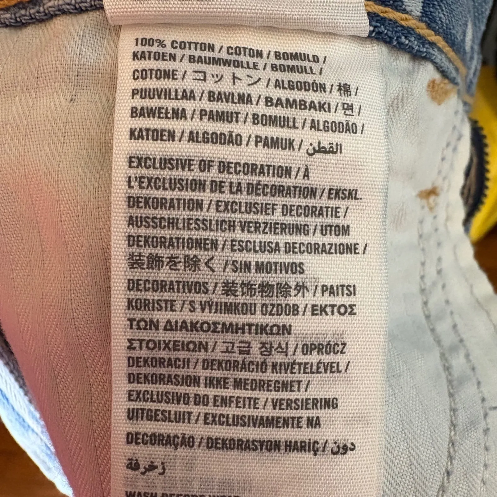 Abercrombie & Fitch Polka Dot Denim Cutoff Shorts Distressed Frayed Size  4 - Image 5