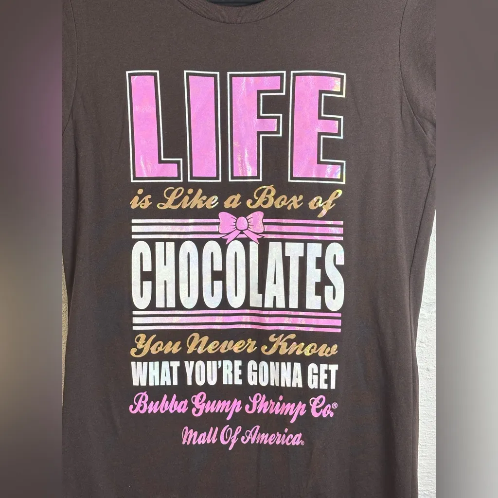 Bubba Gump Shrimp Co Mall Of America Forrest Gump Casual Box of Chocolates Tee Pink Size undefined - Image 2