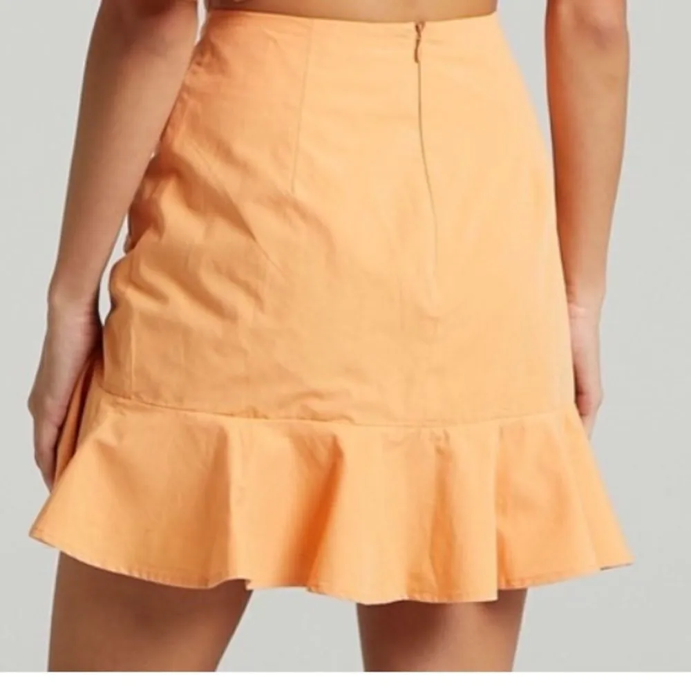 Showpo Astarte Ruched Mini Skirt In Sherbet NEW Size 2 Orange - Image 3