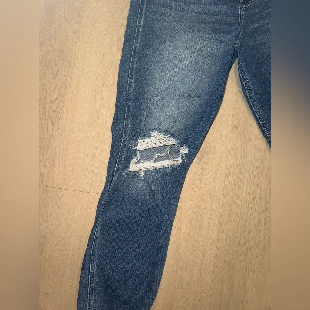 Hollister Dark Blue Boyfriend Jeans - Image 4